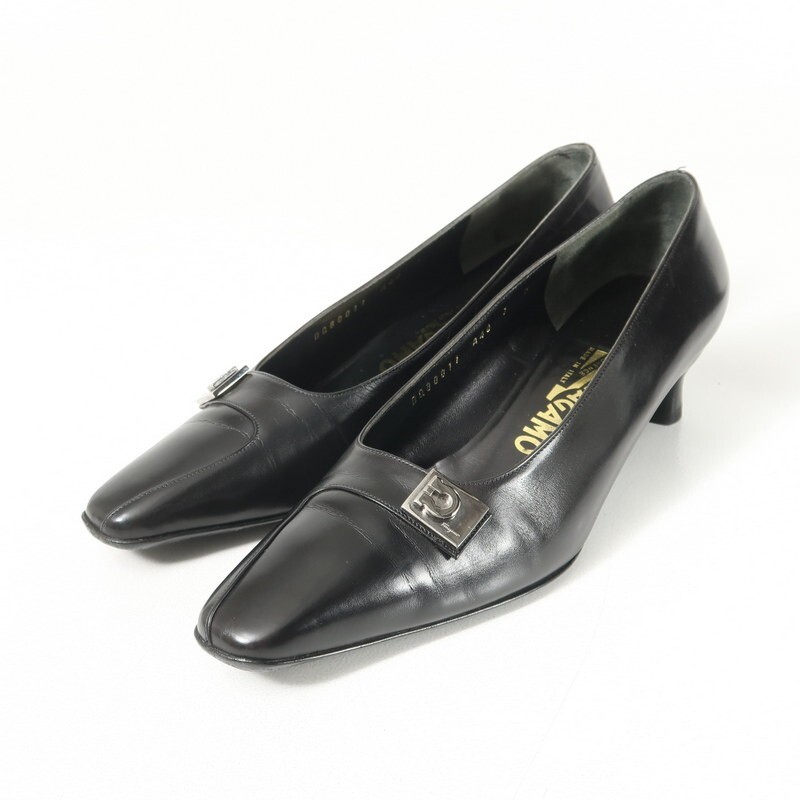 MI34090 Италия производства Salvatore Ferragamo * gun chi-ni* кожа квадратное tu туфли-лодочки *7D(24.5cm соответствует )* обувь * черный 