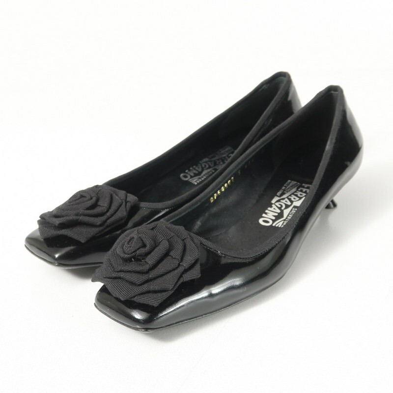 MI34300 Италия производства * Salvatore Ferragamo *pa палатка кожа * цветок узор оборудование орнамент * туфли-лодочки *8D(25cm соответствует )* обувь * черный 