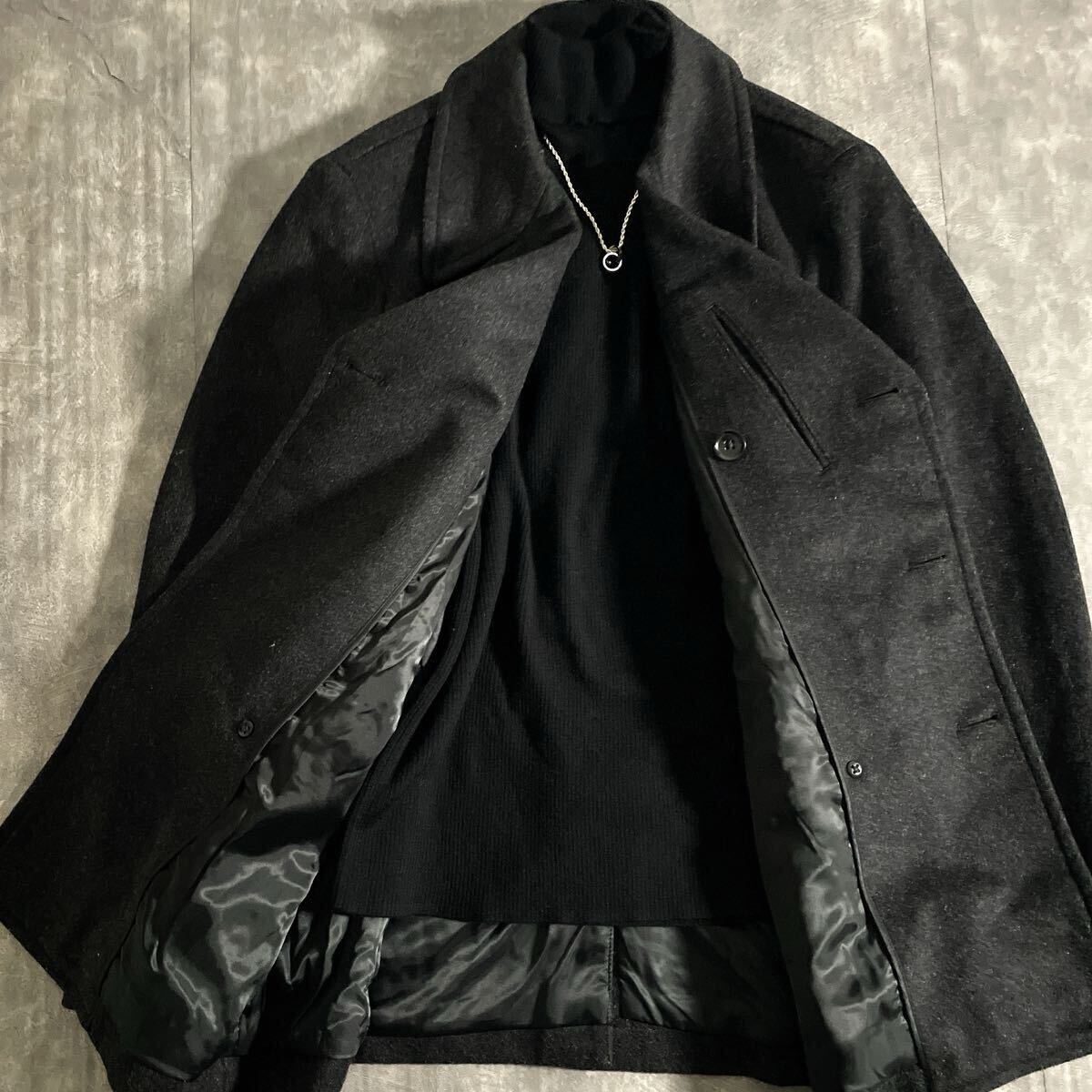 【極美品】米発の高品質カジュアルを感じる一着 BANANA REPUBLIC バナナリパブリック Pコート チャコール 黒 メンズ Lサイズ 上質メルトン_画像2