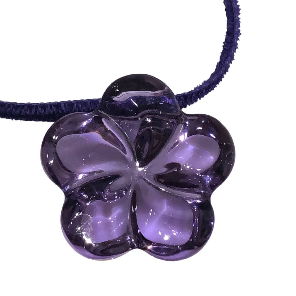Baccarat バカラ クリスタル フラワーモチーフ ペンダント ネックレス 紫系_画像2