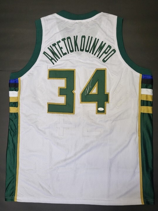 ヤニス・アデトクンボ サイン入りユニフォーム_画像2