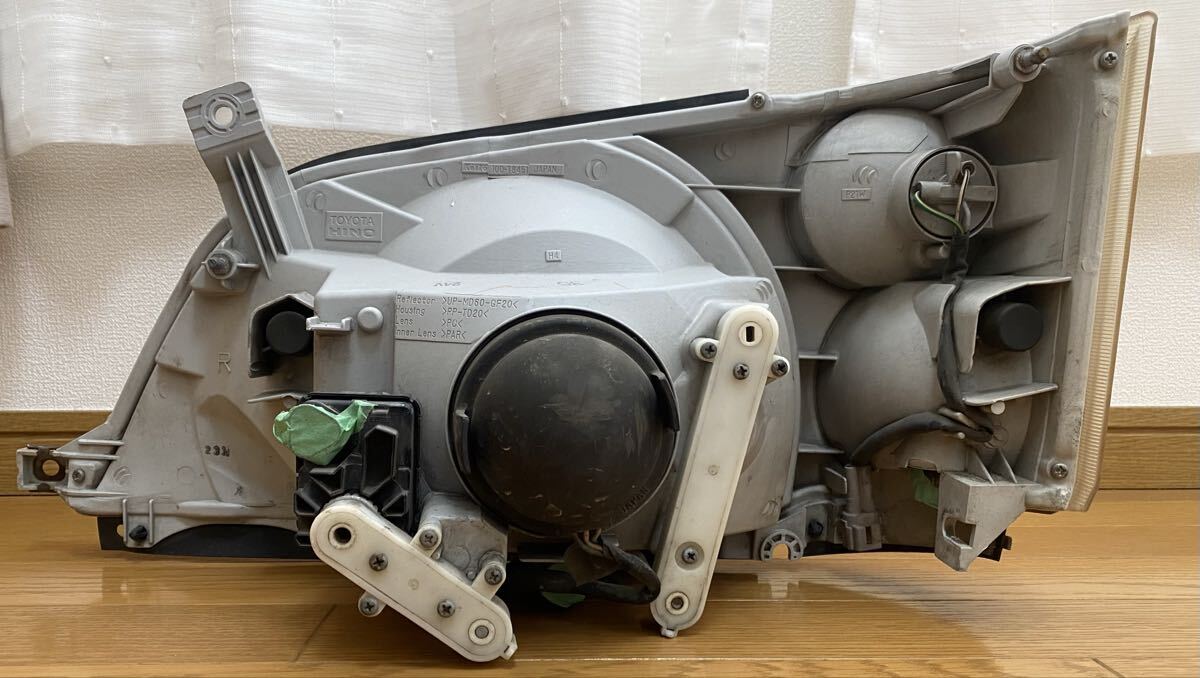 HINO デュトロ ダイナ XL521 KOITO ヘッドライト 100-78818 100-78451 右側 運転席側 ヘッドライト_画像5