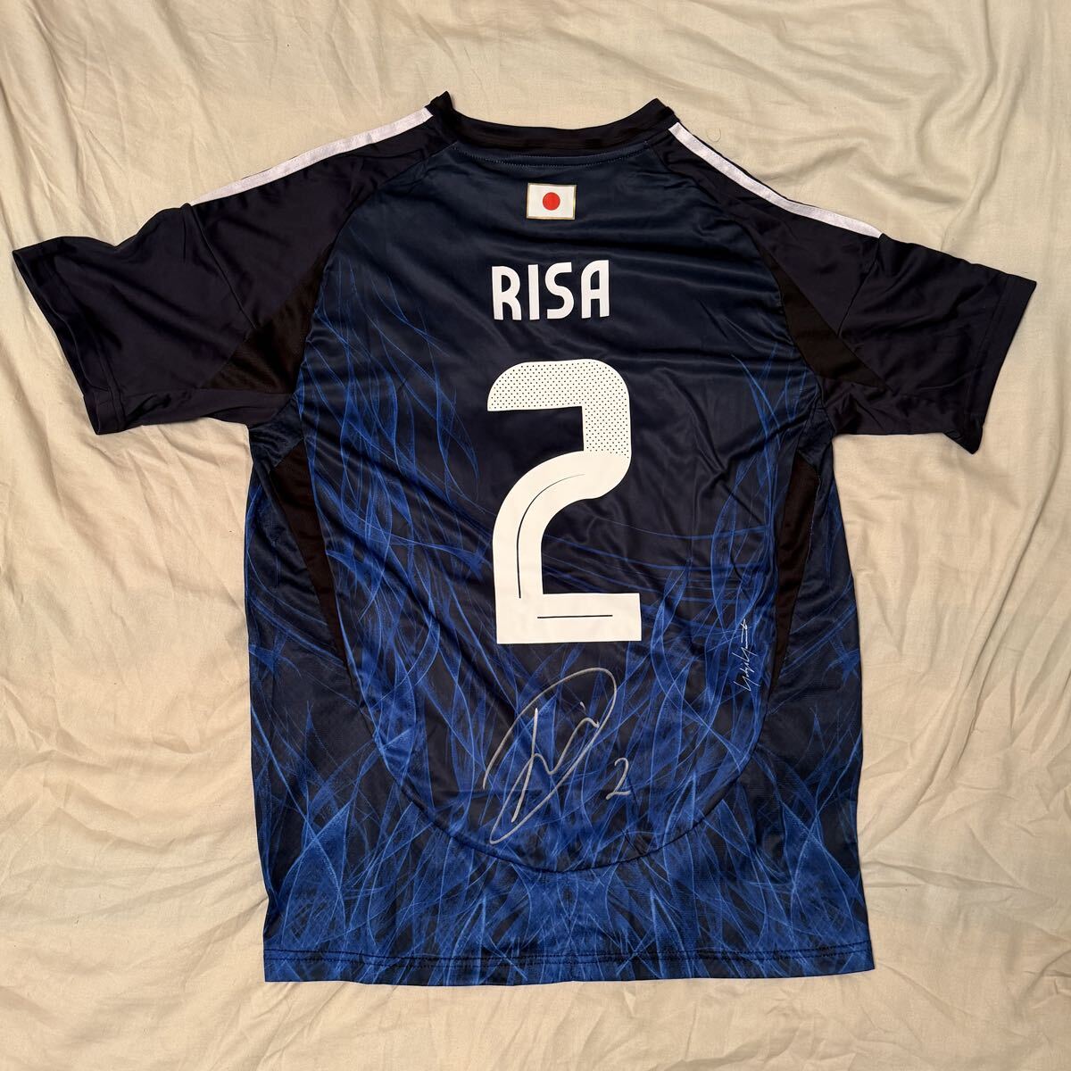 なでしこジャパン 清水梨紗 直筆サイン ユニフォーム サッカー日本代表 三笘薫 久保建英 伊東純也 中村敬斗 南野拓実 長谷川唯 長野風花 _画像1