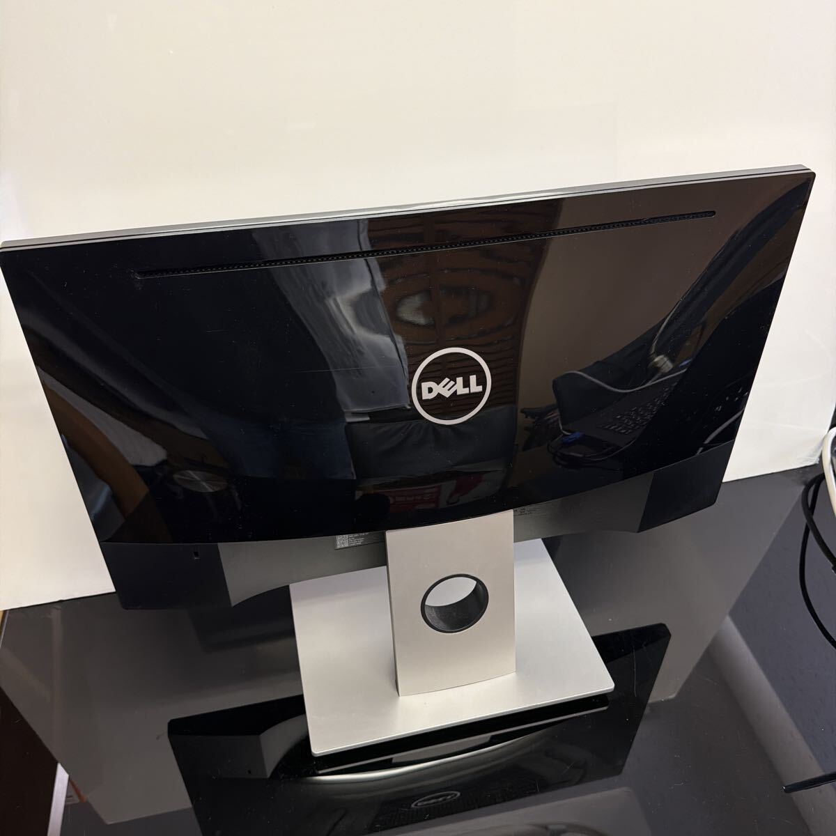 【DELL】SE2215H 21.5インチ フルHD 液晶モニター ノングレア 中古_画像2