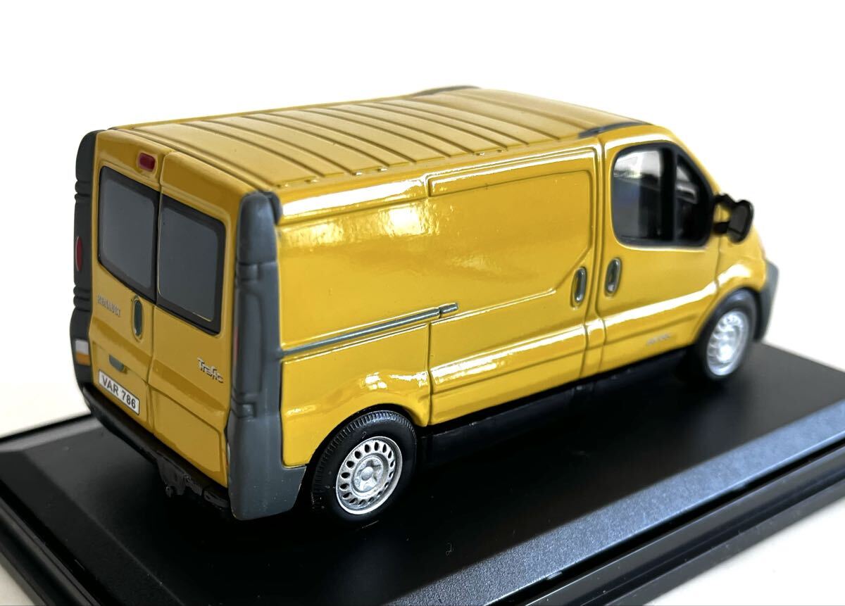 1/43 希少人気アイテム　ルノー トラフィックバン　カングーイエロー　希少バリエーション　_画像3