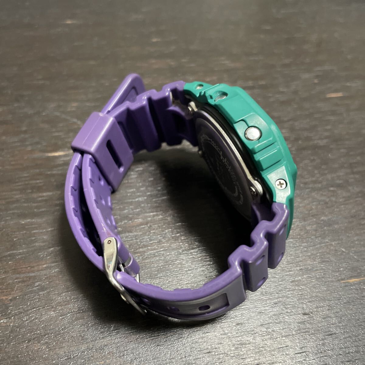 CASIO G-SHOCK DW-5600TB グリーン パープル 稼働品 現状 _画像3