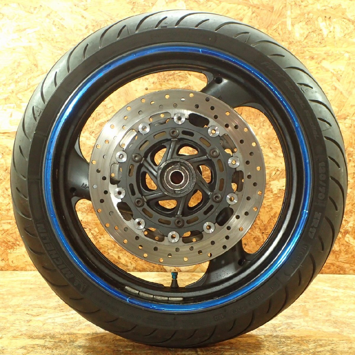 【送料Lサイズ】YAMAHA RP03J-0015** XJR1300 フロントホイール 17×3.50 F-77 専用動画あり 検.( 202511 11 寅437_画像3