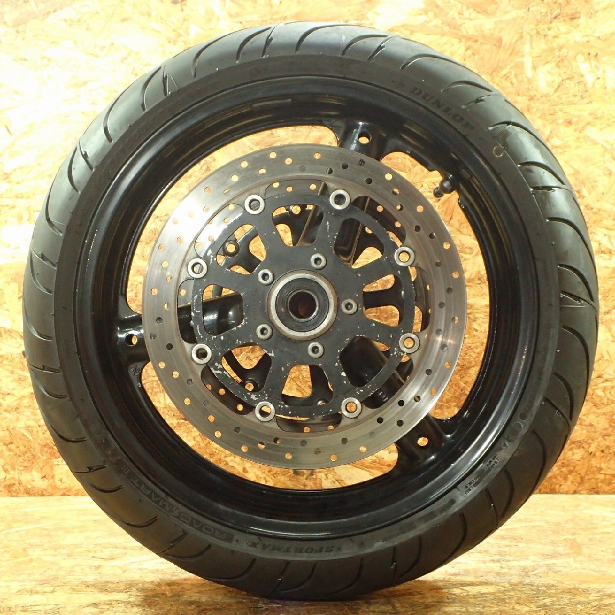 【送料Lサイズ】SUZUKI GY71A-1038** GSX1400 フロントホイール 17×3.50 専用動画あり 検.( 202511 24 寅439_画像2