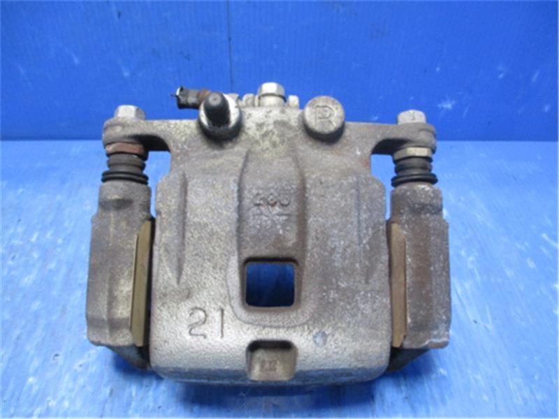 トヨタ 純正 ルーミー 《 M910A 》 右フロントブレーキキャリパー 47730-B1021 P10100-25020411_画像1