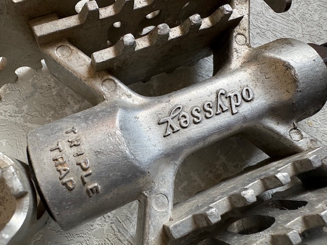 ODYSSEY オデッセイ TRIPLE TRAP フラットペダル_画像2