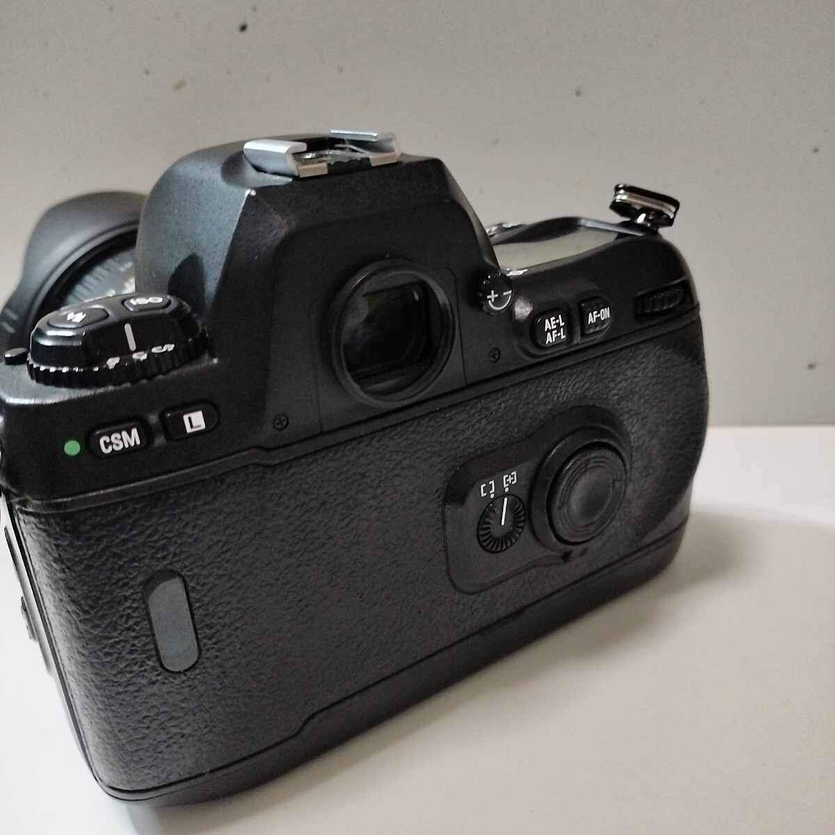 Nikon Nikon F100 пленочный фотоаппарат af линзы имеется 