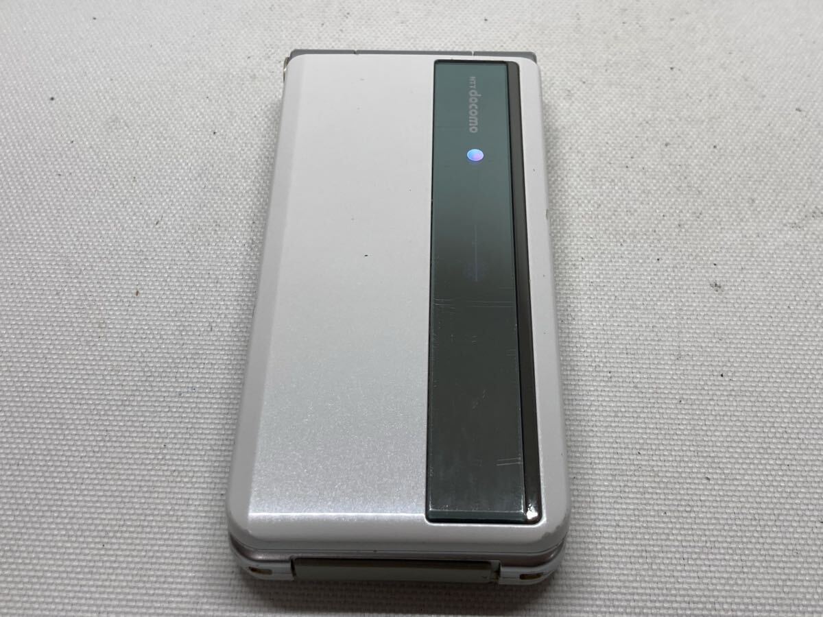 美品　docomo　ドコモ　P-07B　Panasonic　パナソニック　FOMA　携帯電話　ガラケー　ホワイト　j551d371dd_画像1