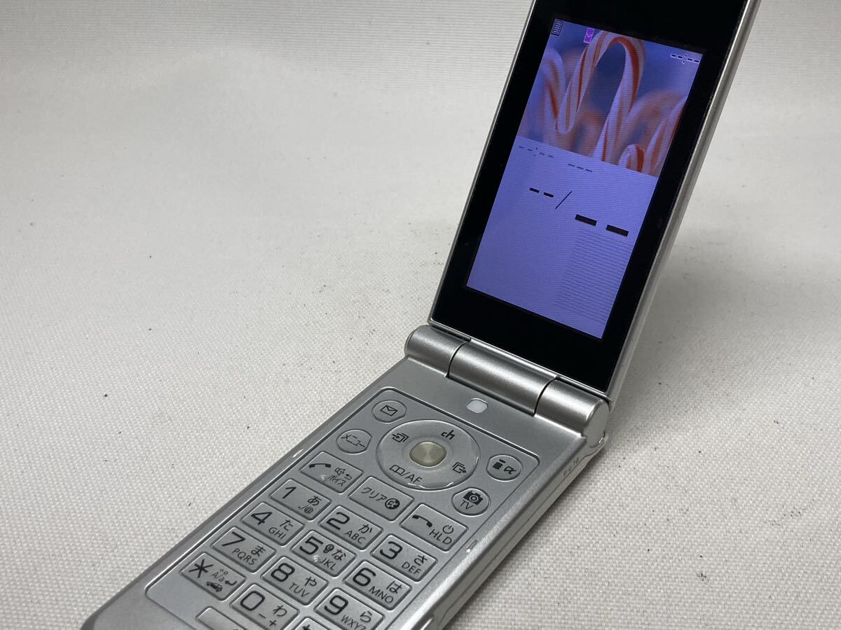 美品　docomo　ドコモ　P-07B　Panasonic　パナソニック　FOMA　携帯電話　ガラケー　ホワイト　j551d371dd_画像2