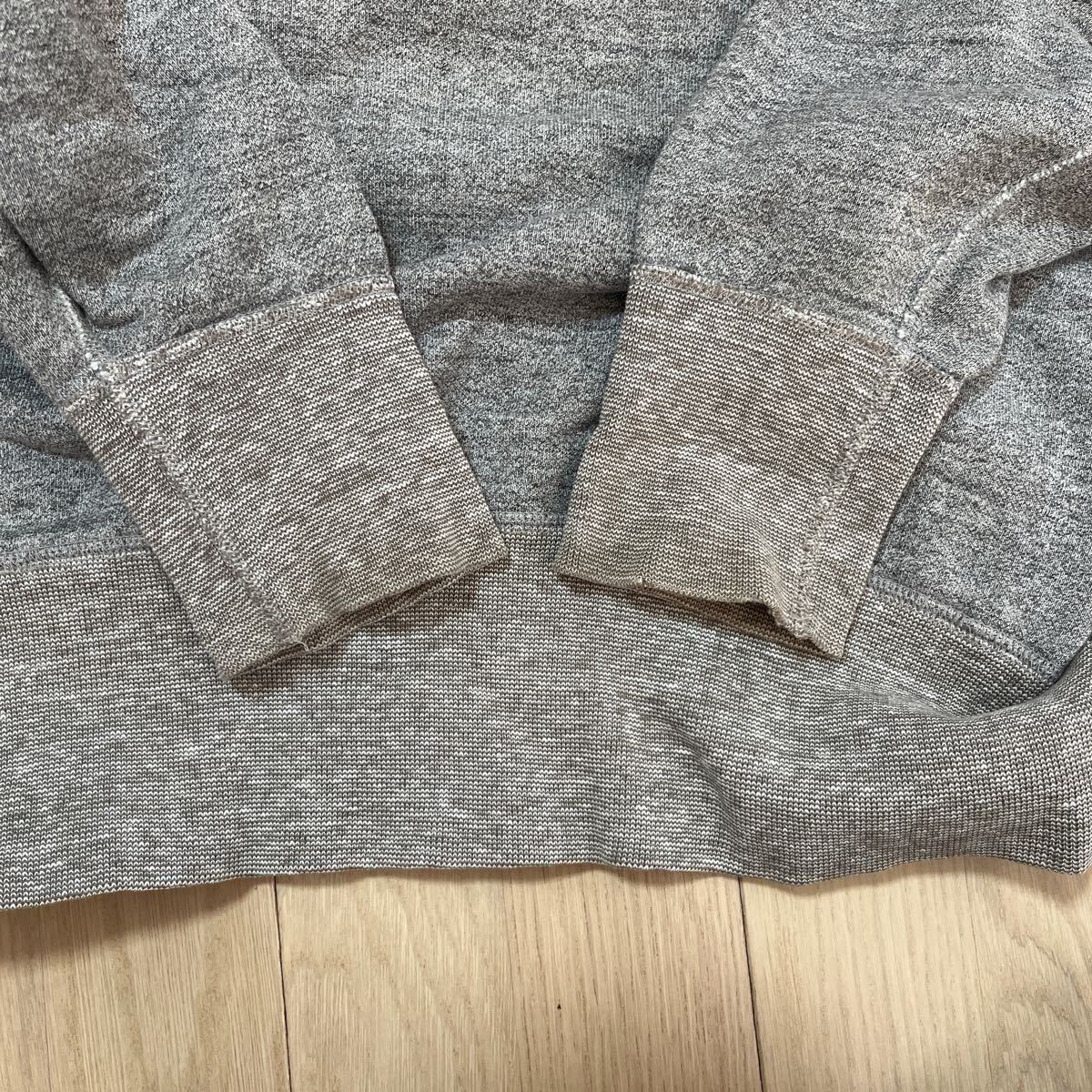 cheswick スウェット 両V グレー　リブ長_画像6