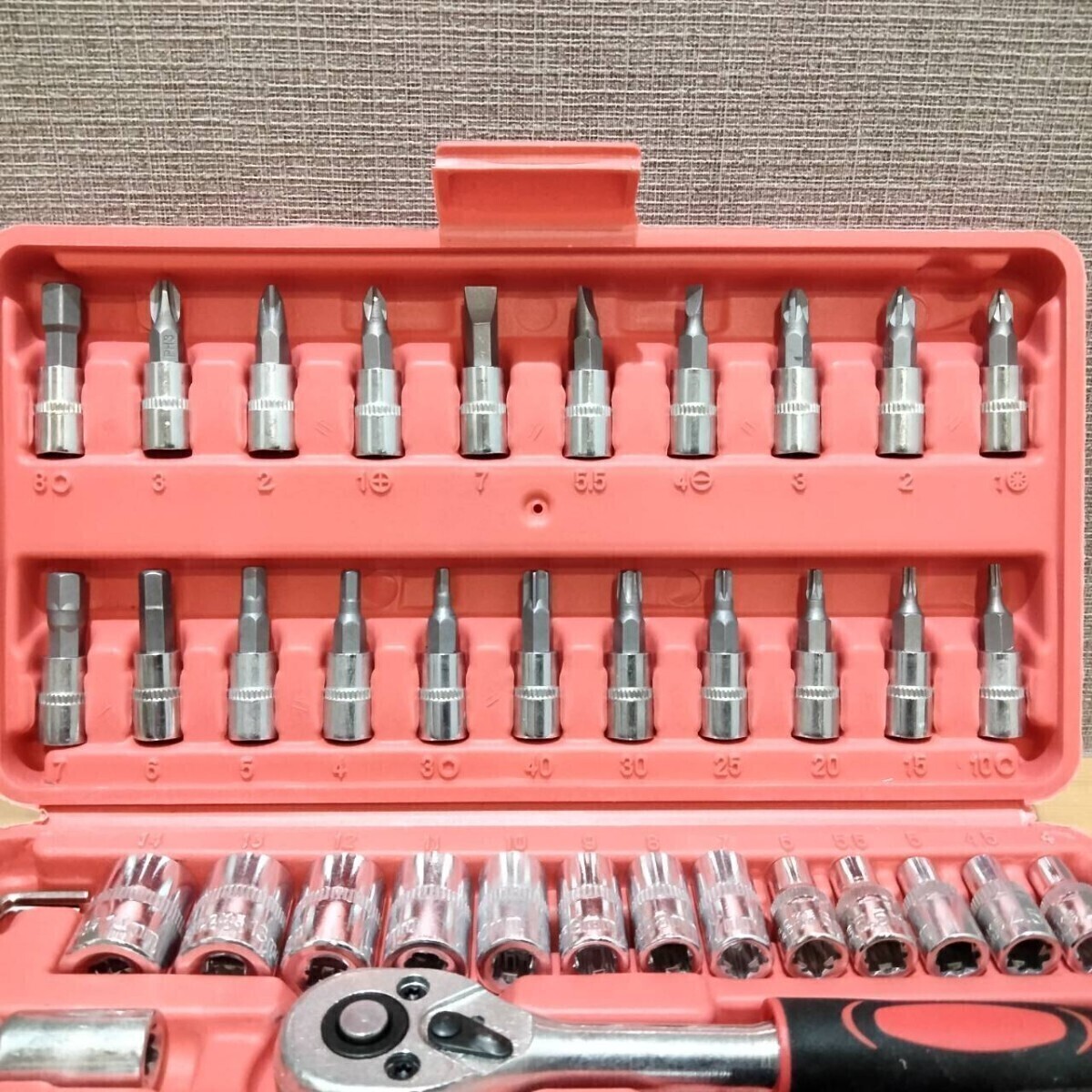 ラチェットハンドル トルクス&ドライバー ソケット レンチセット iPhone カメラ修理工具 自動車 手工具 パーツ バッテリー オイル交換_画像5