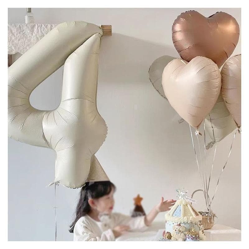 くすみホワイト 4 数字 ナンバーバルーン 誕生日 お祝い 記念日 32インチ イベント 行事 風船 パーティ 装飾 行事 _画像6