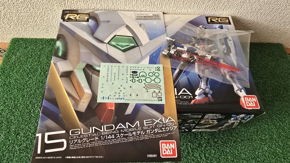 RG ガンダムエクシア　素組・スミ入れ・完成品_画像4