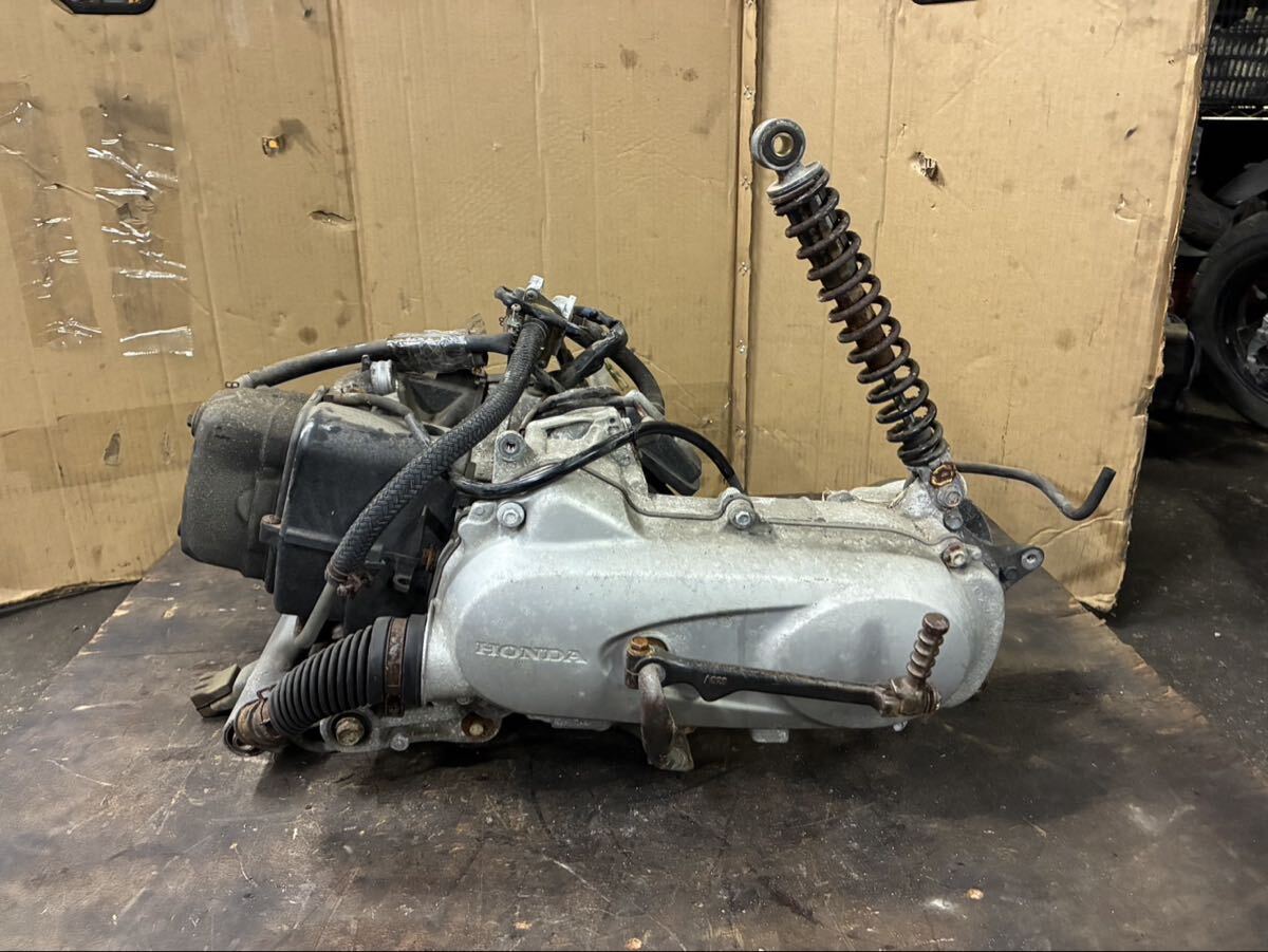 61713 ■ ホンダ トゥデイ AF61 (153番台〜) 実動 エンジン ※安定はするが吹き上がらず異音ガラガラ音有り 〈ジャンク品〉_画像1