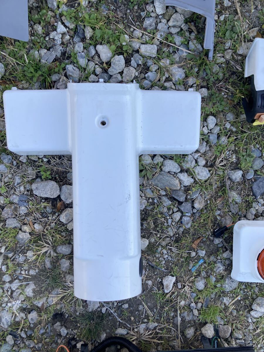 61791■ ホンダ ジャイロX TD02 FI車 (120番台～) テール メーター ボード 外装 カウル センター リア 泥除け 純正 レンズ セット_画像6