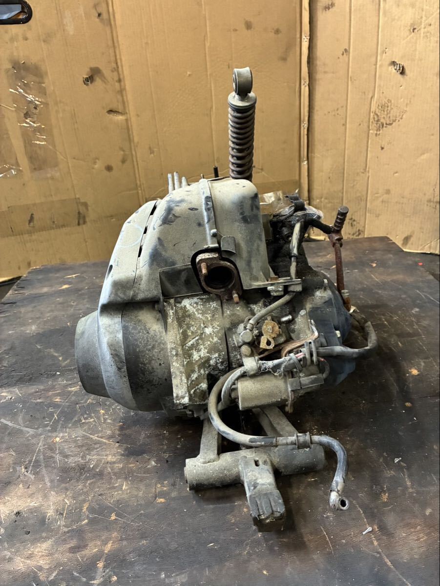 61717 ■ ホンダ スーパーディオ AF27 (2257番台〜) 実動 吹き上がりOK!! エンジン　〈AF18E-325〜〉_画像3