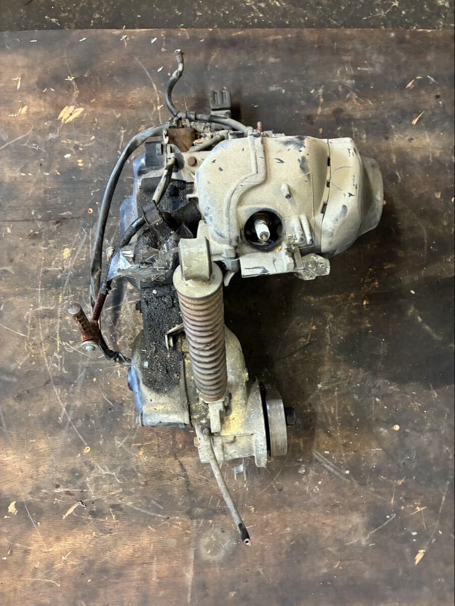 61717 ■ ホンダ スーパーディオ AF27 (2257番台〜) 実動 吹き上がりOK!! エンジン　〈AF18E-325〜〉_画像6