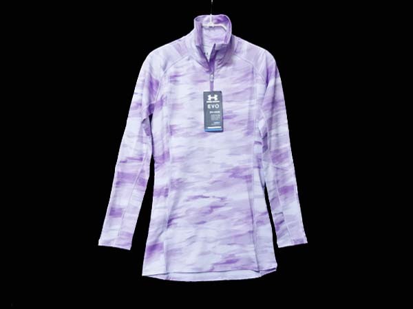 新品　アンダーアーマ　M　EVOコールドギア 　ハーフジップ　7,700円　FITTED_画像4