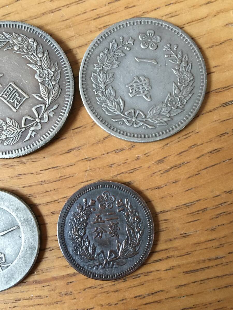 S50)朝鮮古銭:開国記念など色々6枚_画像8