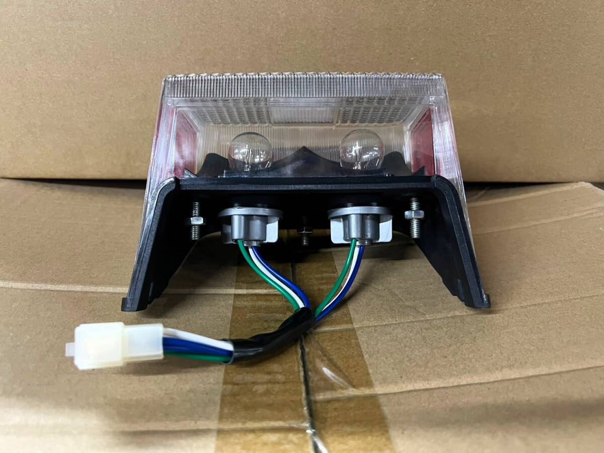 ＸＪ４００　テールランプ　クリア/テールライトXJ400 XJ400D XJ400E XJ550 4G0外装 テールレンズ _画像6