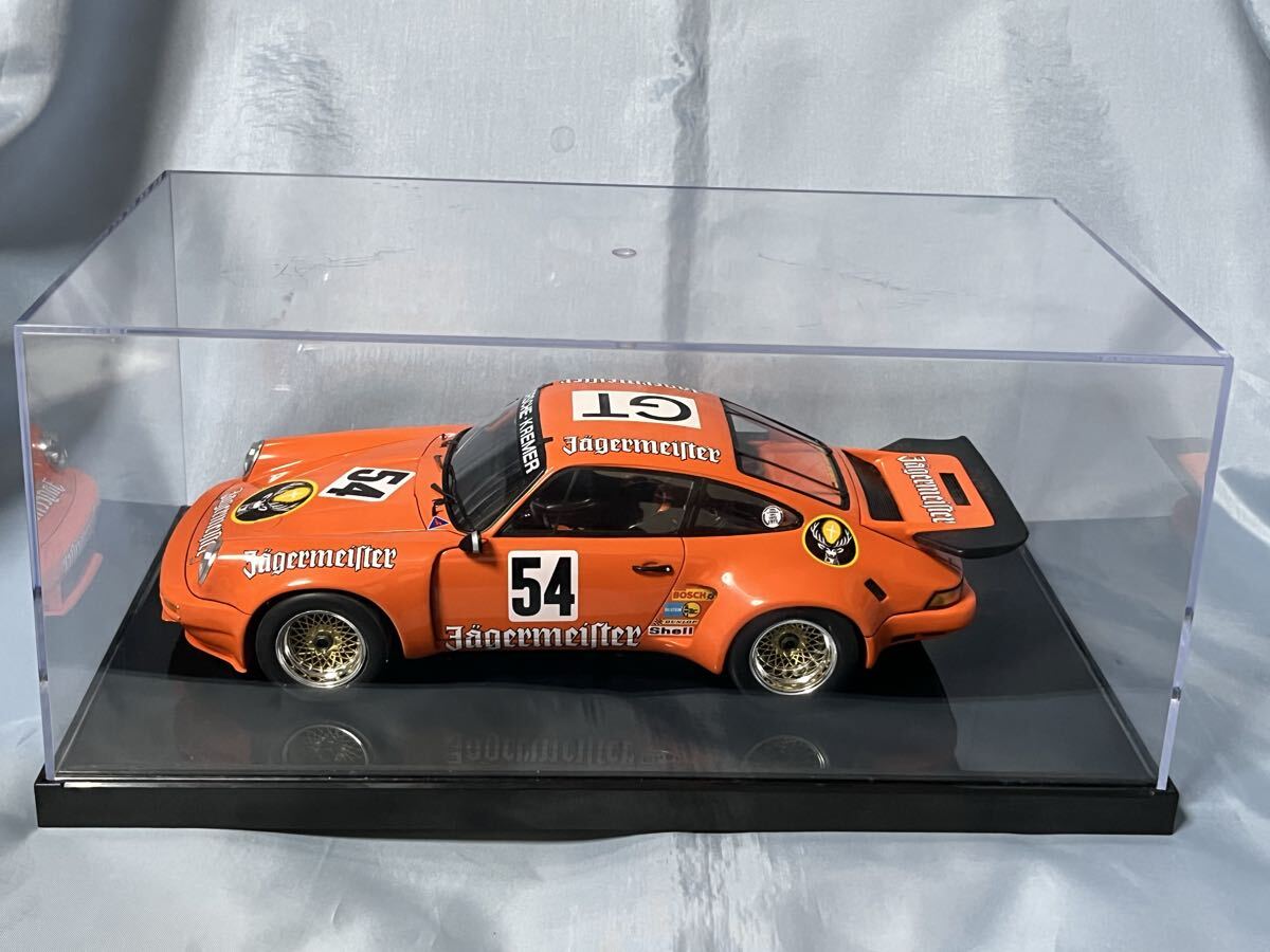 スパークモデル製　 イェーガーマイスター　ポルシェ911 RSR 3.0 (1/18)_画像8