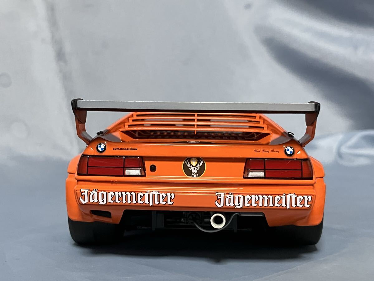 ミニチャンプス製　 イェーガーマイスター　BMW M1 (1/18)_画像7