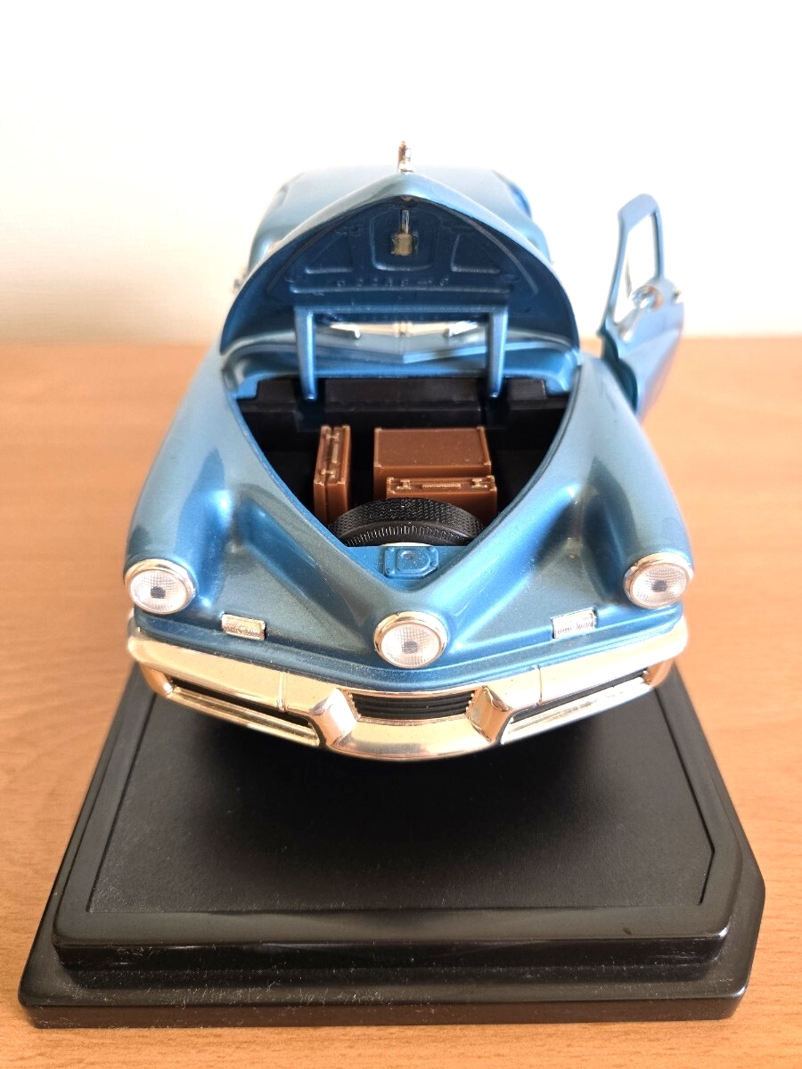 タッカー 1948 ダイキャストモデル 1/18_画像5