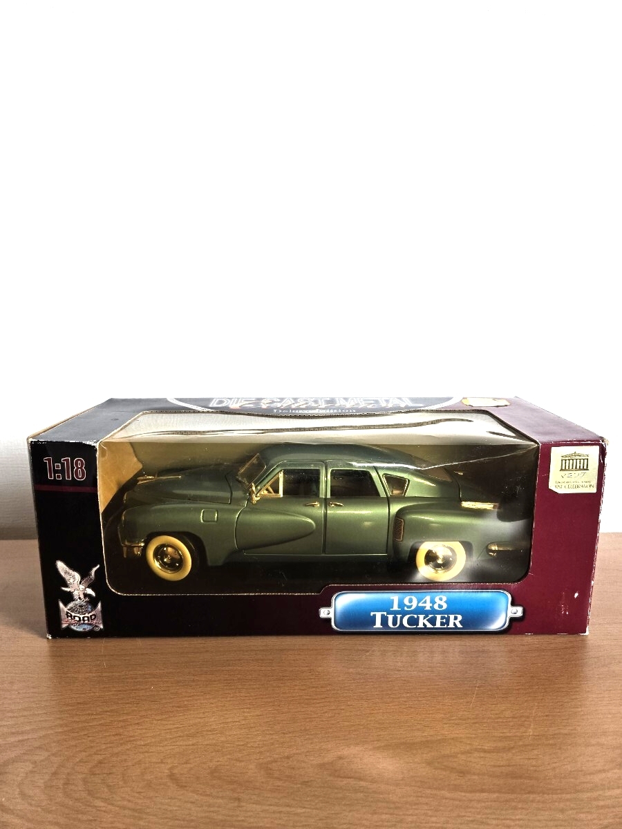 タッカー 1948 ダイキャストモデル 1/18_画像8