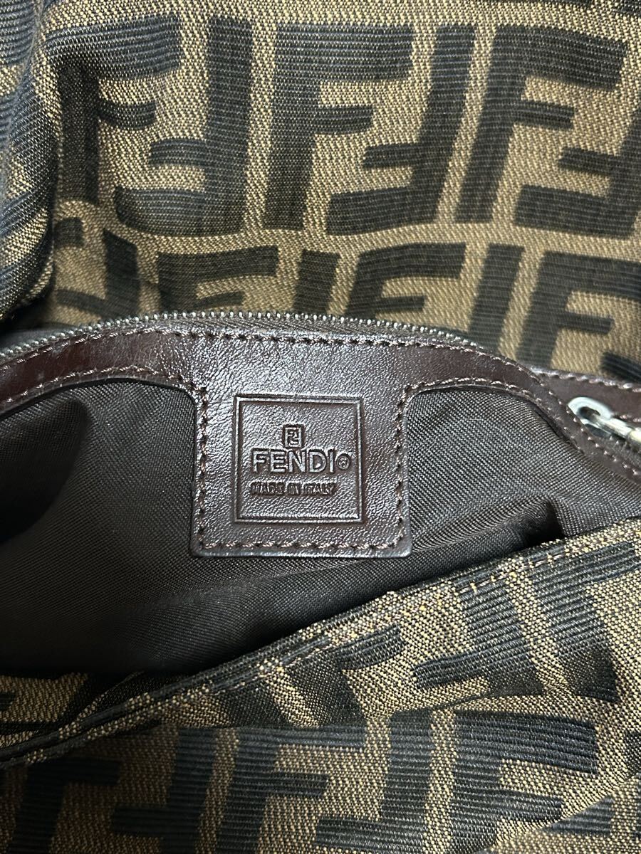 ☆1円スタート FENDI フェンディ ズッカ柄 ショルダーバッグ FF金具 ブラウン FFロゴ_画像7