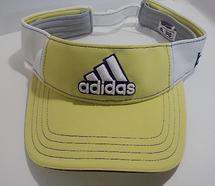 お買い得*新品 3、190円*C72/約55-59cm♪♪アディダス ゴルフ　スツアーメッシュバイザー _画像2