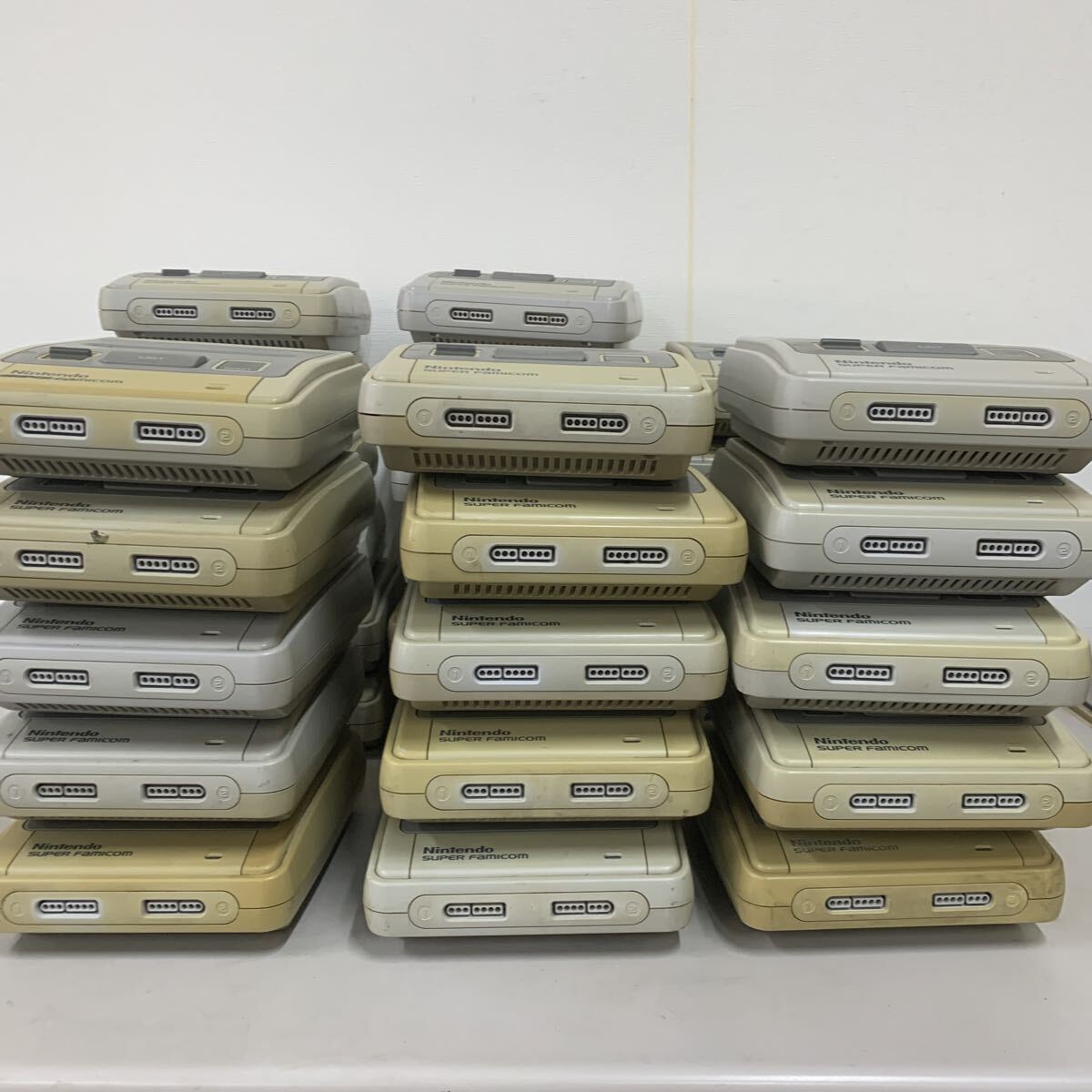 Nintendo スーパーファミコン ニンテンドー SFC 任天堂.まとめ売り32台 SHVC-001 #10_画像2