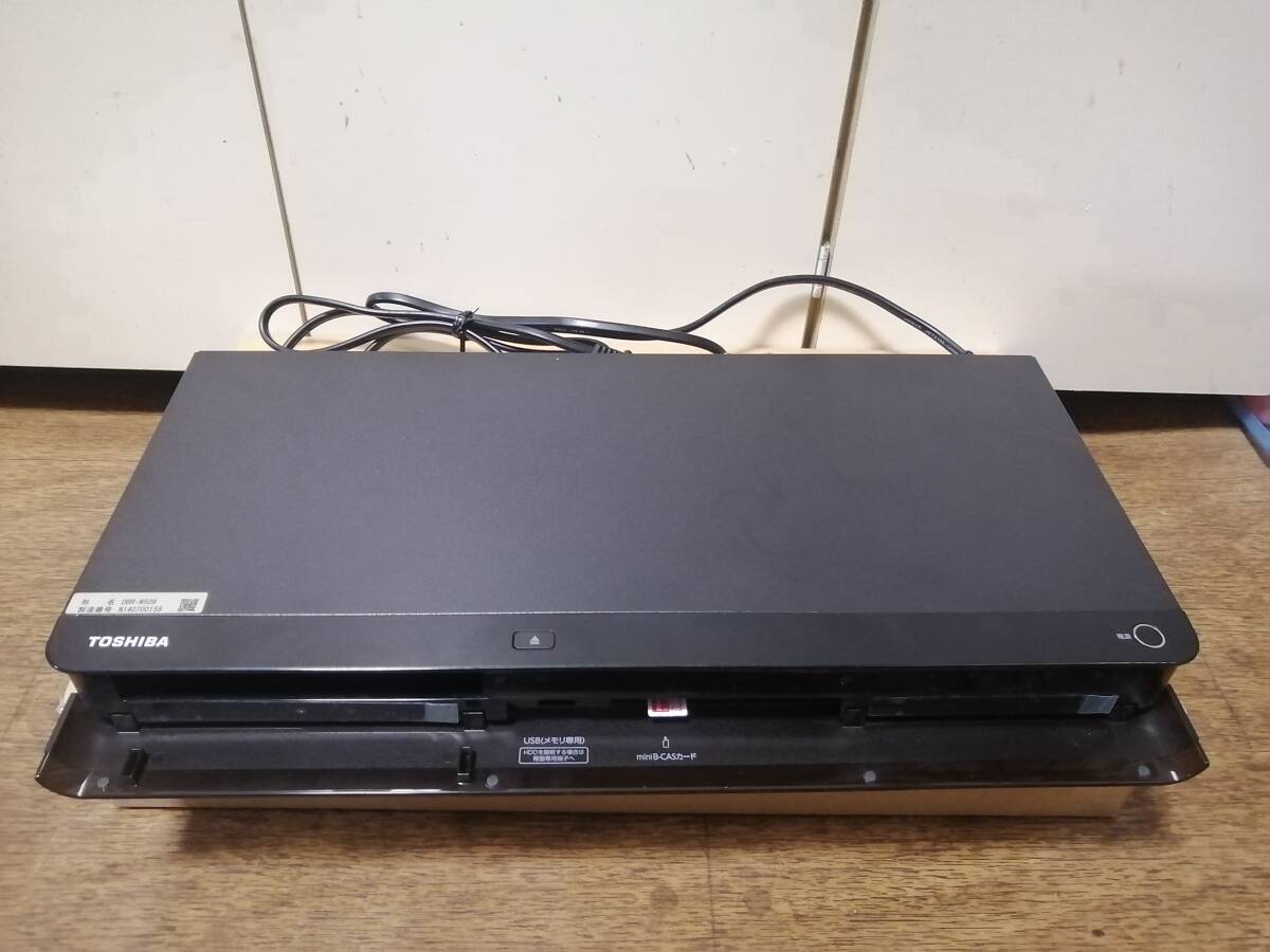 送料80S 東芝 HDD& BD レコーダ－超美品20年製 DBR-W509 2TBに換装 録画4倍の184時間 リモコン等付属品付 分解掃除 HDD検査 整備済_画像3