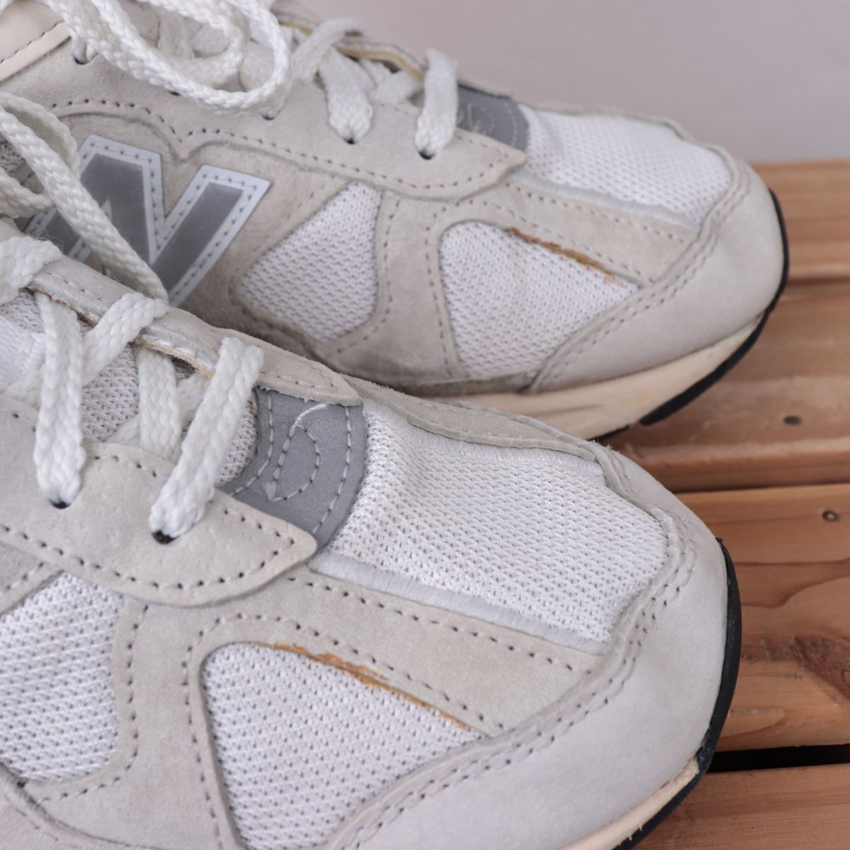 z3626【878】ニューバランス US8.5 26.5cm/ライトグレー 白 ライトベージュ newbalance メンズ スニーカー 中古_画像4