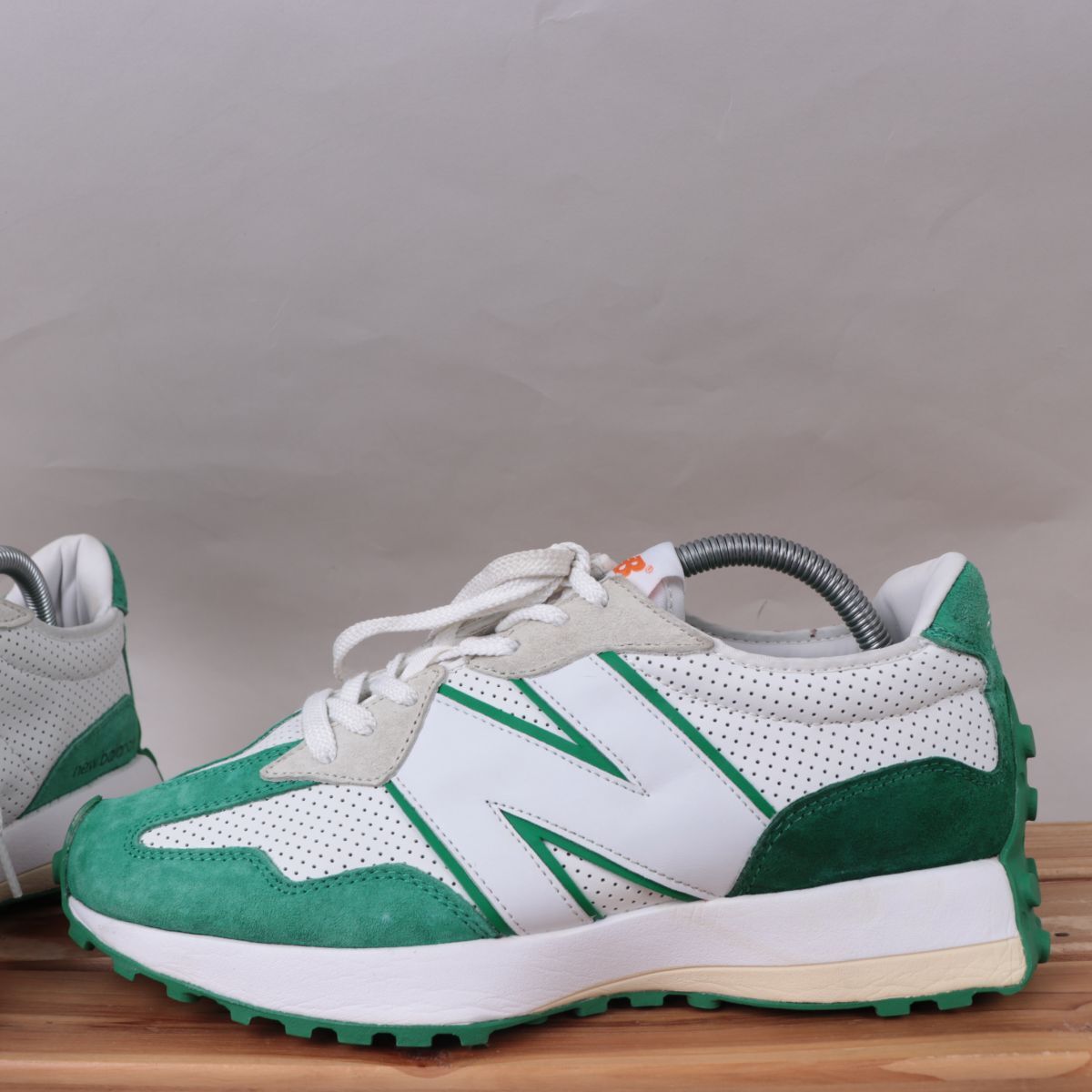 z3540【MS327CBD】ニューバランス US8.5 26.5cm/白 ホワイト 緑 グリーン newbalance メンズ スニーカー 中古_画像4