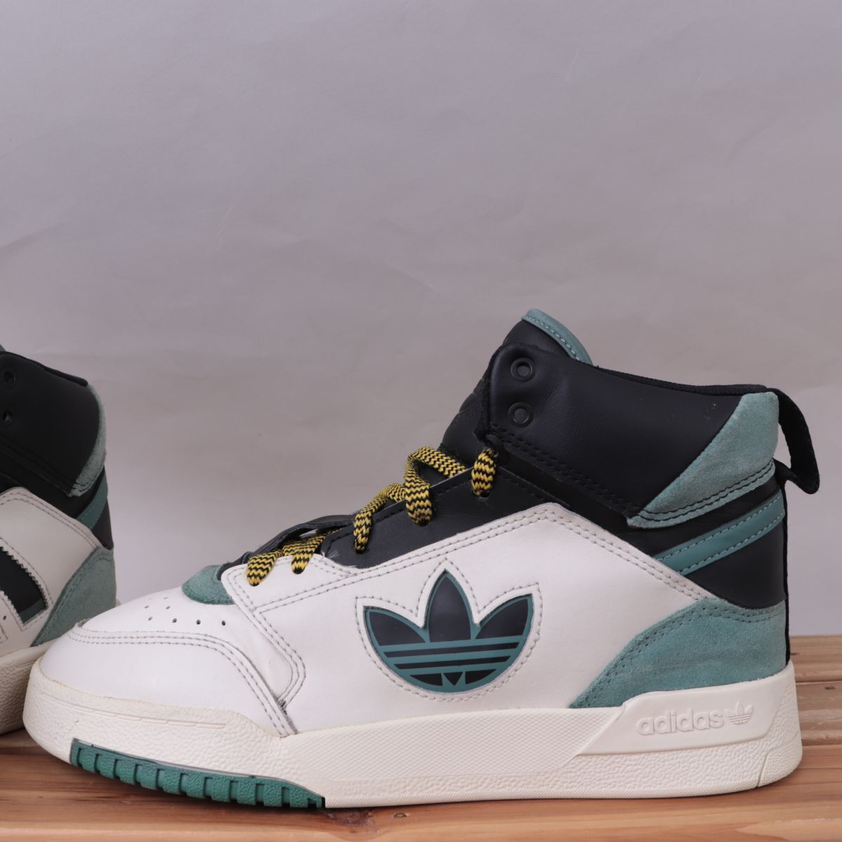 z3676 アディダス ドロップステップ XI US7 25.0cm/白 ホワイト 黒 グリーン系 adidas Drop Step XI メンズ ユニセックス スニーカー 中古_画像4