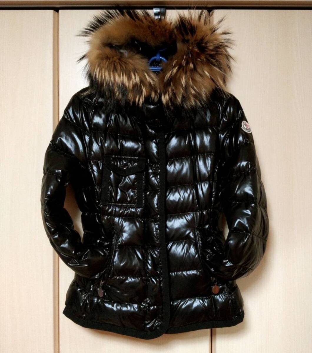 美品即決 モンクレール アルモアーズ MONCLER ARMOISE ダウンジャケット 1/M〜L リアルファー付き 黒 _画像1