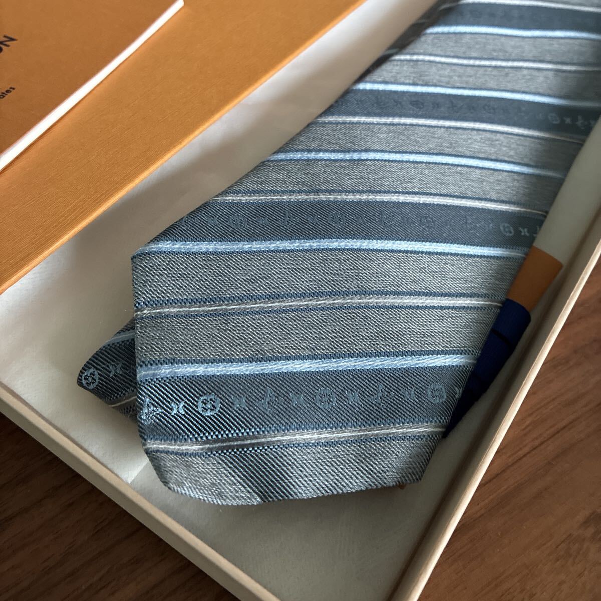 LOUIS VUITTON ネクタイ 開封済み未使用_画像3