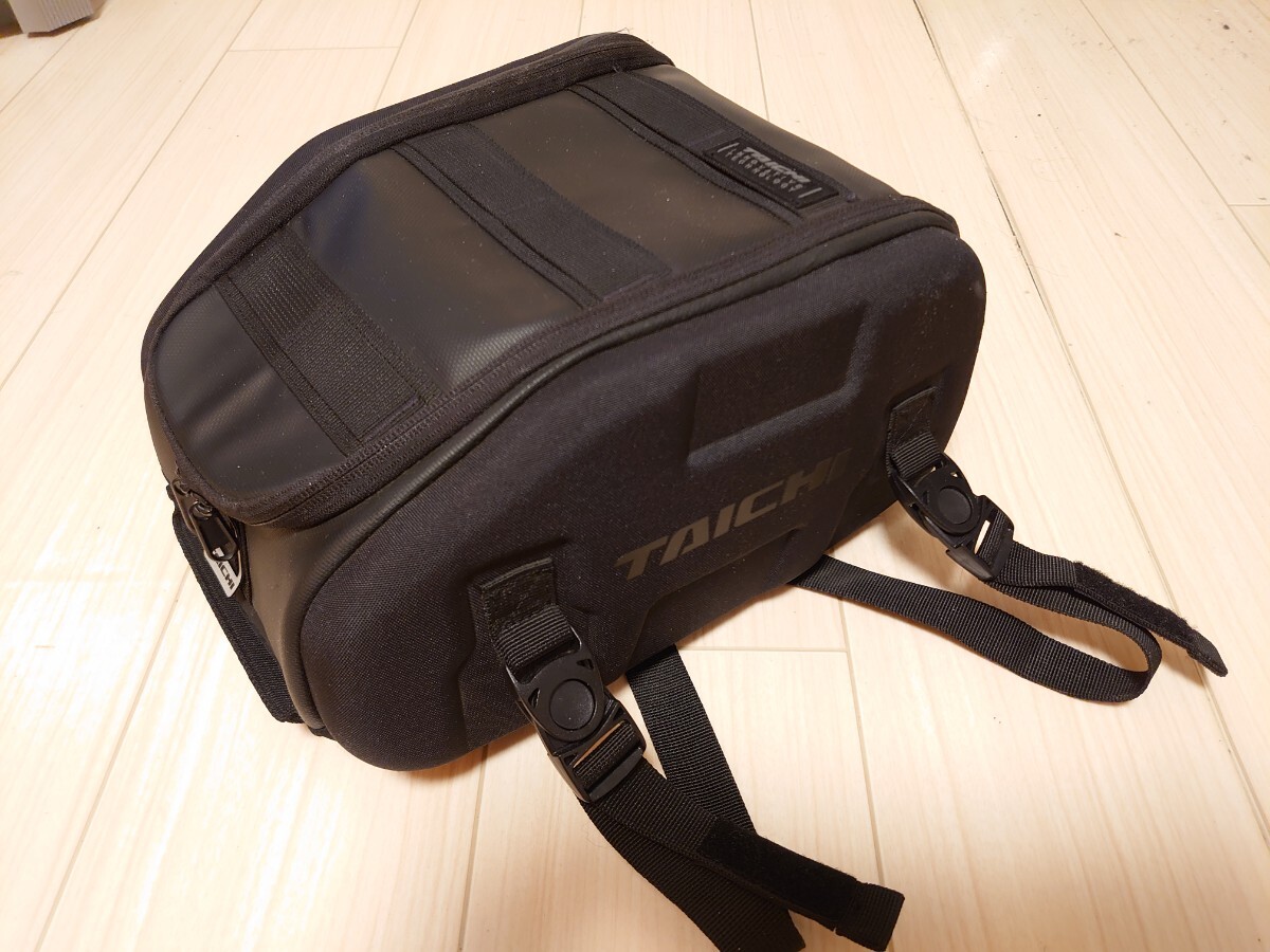 RSタイチ リヤシートバッグ_画像1