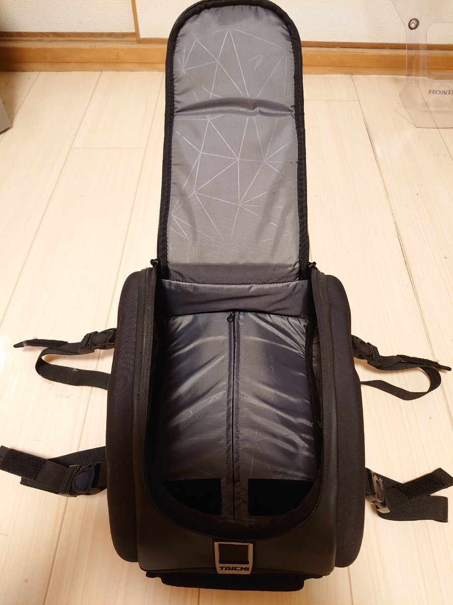 RSタイチ リヤシートバッグ_画像4