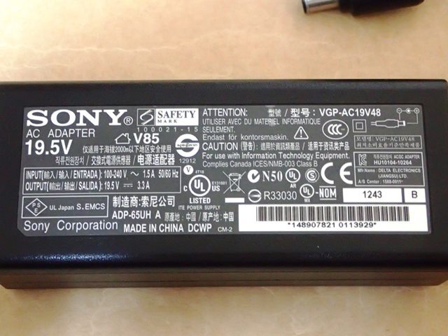 ( SONY ддя ноутбука AC адаптор VGP-AC19V48 )