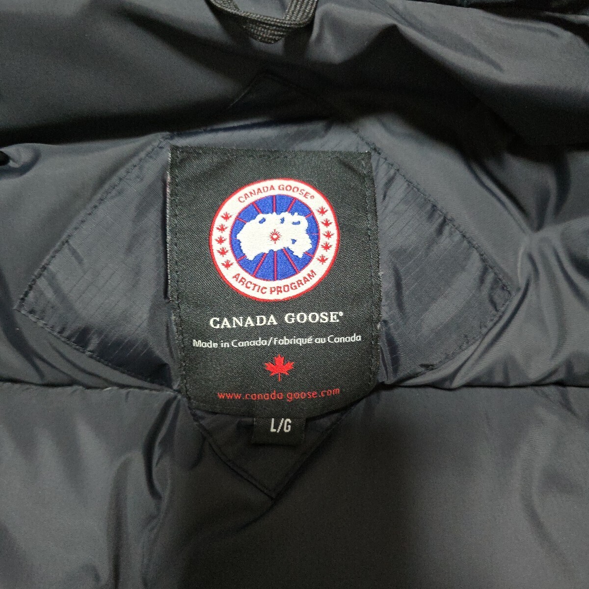 ダウンジャケット　カナダグース　CANADA GOOSE　ブラック　美品 黒_画像4