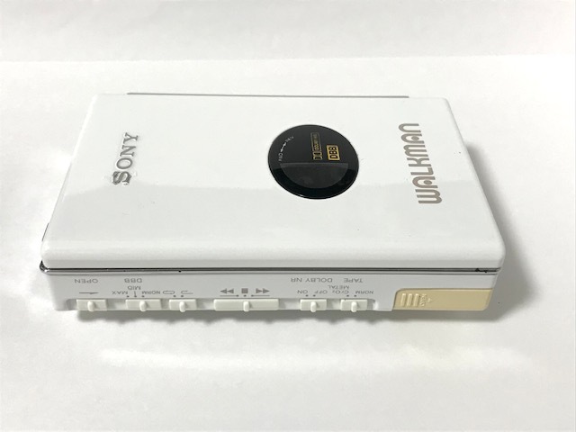[美品][希少][整備品] SONY ウォークマン WM-509 (スーパーホワイト) (カセット) (WM-501後継機種)_画像3