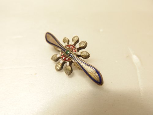 1150340a【メ便】帝国飛行協会 正会員章/大日本帝国 ピンバッジ 徽章 戦前/木箱入り/経年品/ゆうパケット発送可能商品_画像3