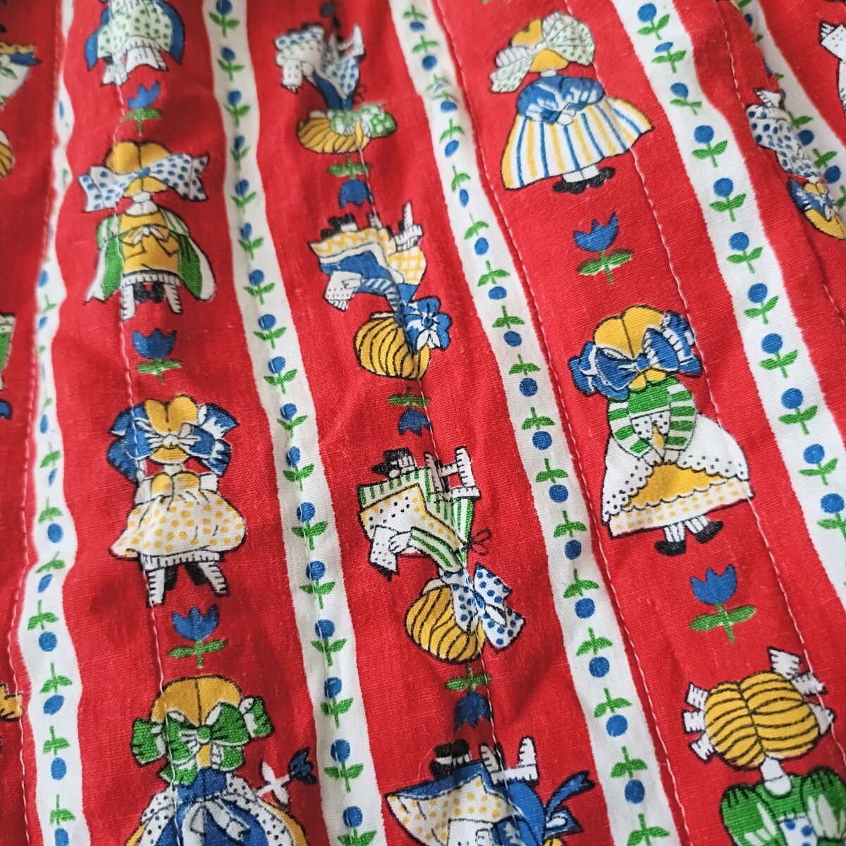 USA製 ヴィンテージキッズスカート キルティング ストライプ レトロポップ vintage ロング丈 フレアスカート ミディ丈 子供服 アメリカ古着_画像6