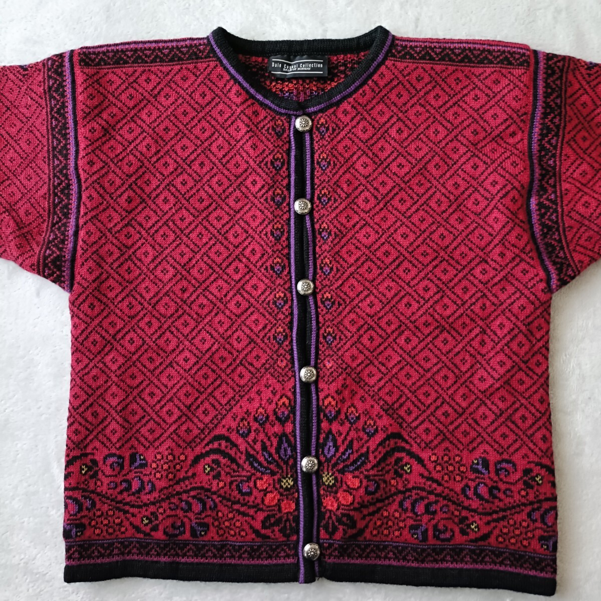 ノルウェー製 DALE OF NORWAY チロルカーディガン 花柄 幾何学 ノルディック柄 ウール フォークロア メタルボタン ヴィンテージ 古着 北欧_画像3
