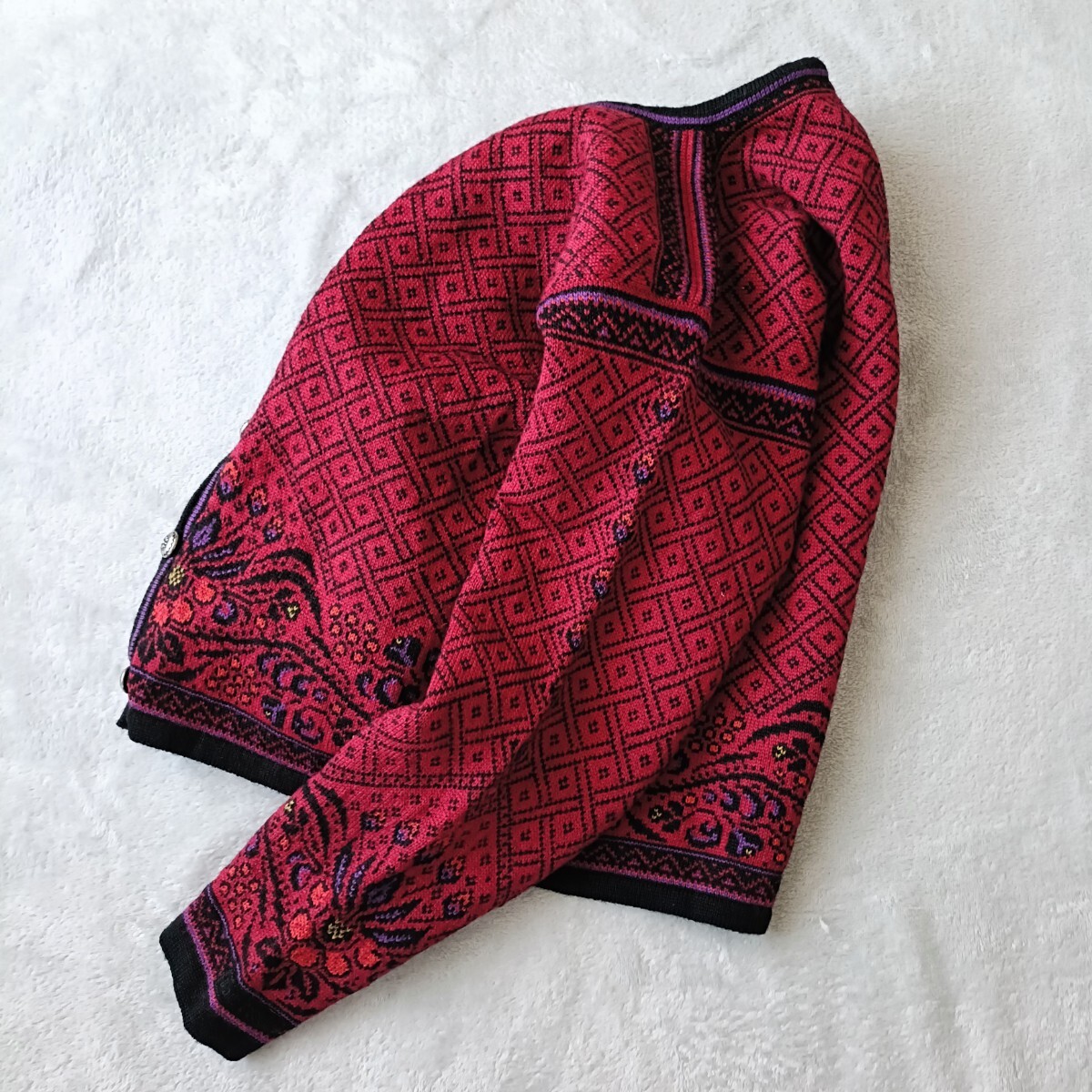 ノルウェー製 DALE OF NORWAY チロルカーディガン 花柄 幾何学 ノルディック柄 ウール フォークロア メタルボタン ヴィンテージ 古着 北欧_画像8